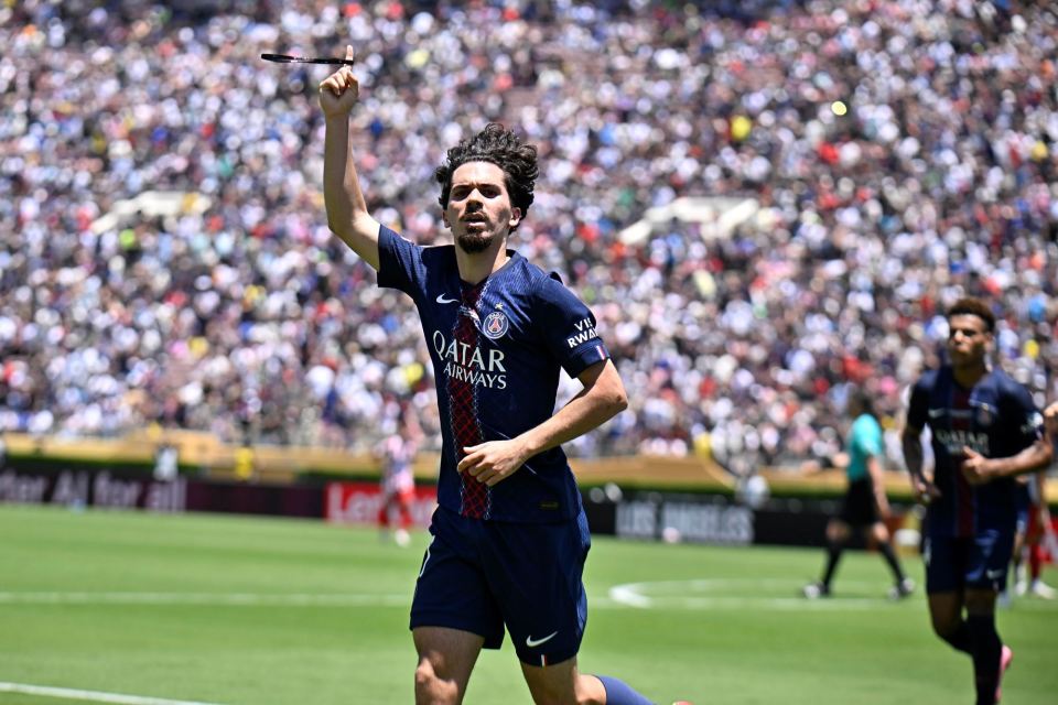 始跨足综艺 始跨足综艺